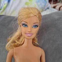 Barbie 2009 Long Blonde Hair
