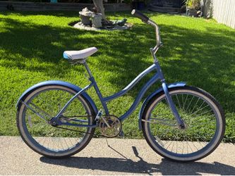 24-inch Huffy Cranbrook Cruiser Bike
