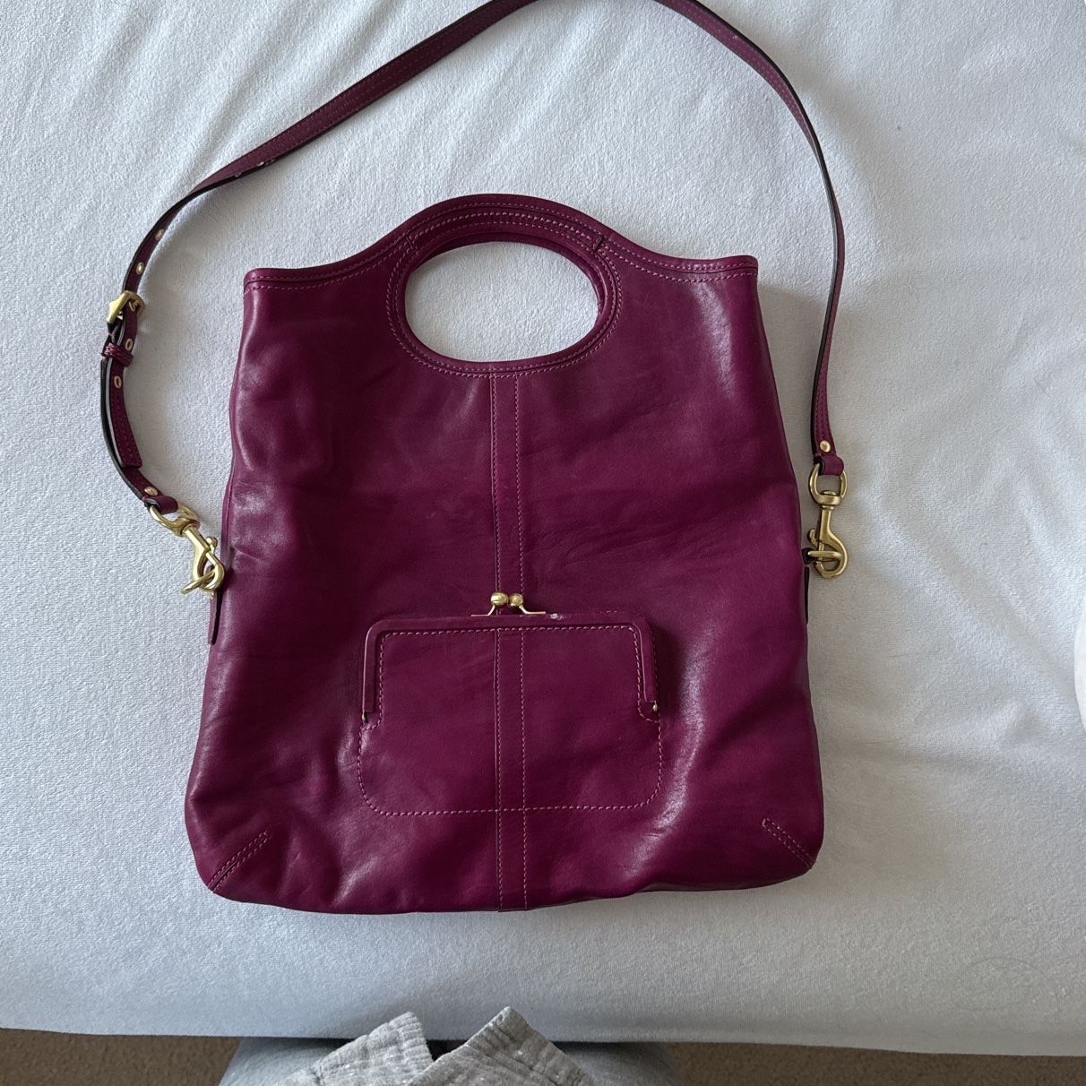Coach Ergo Convertible Magenta Color Purse for Sale in South San 