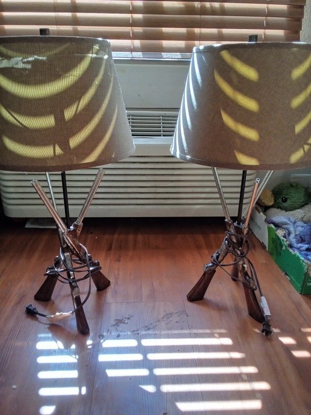 Western Style Shotgun Lamps