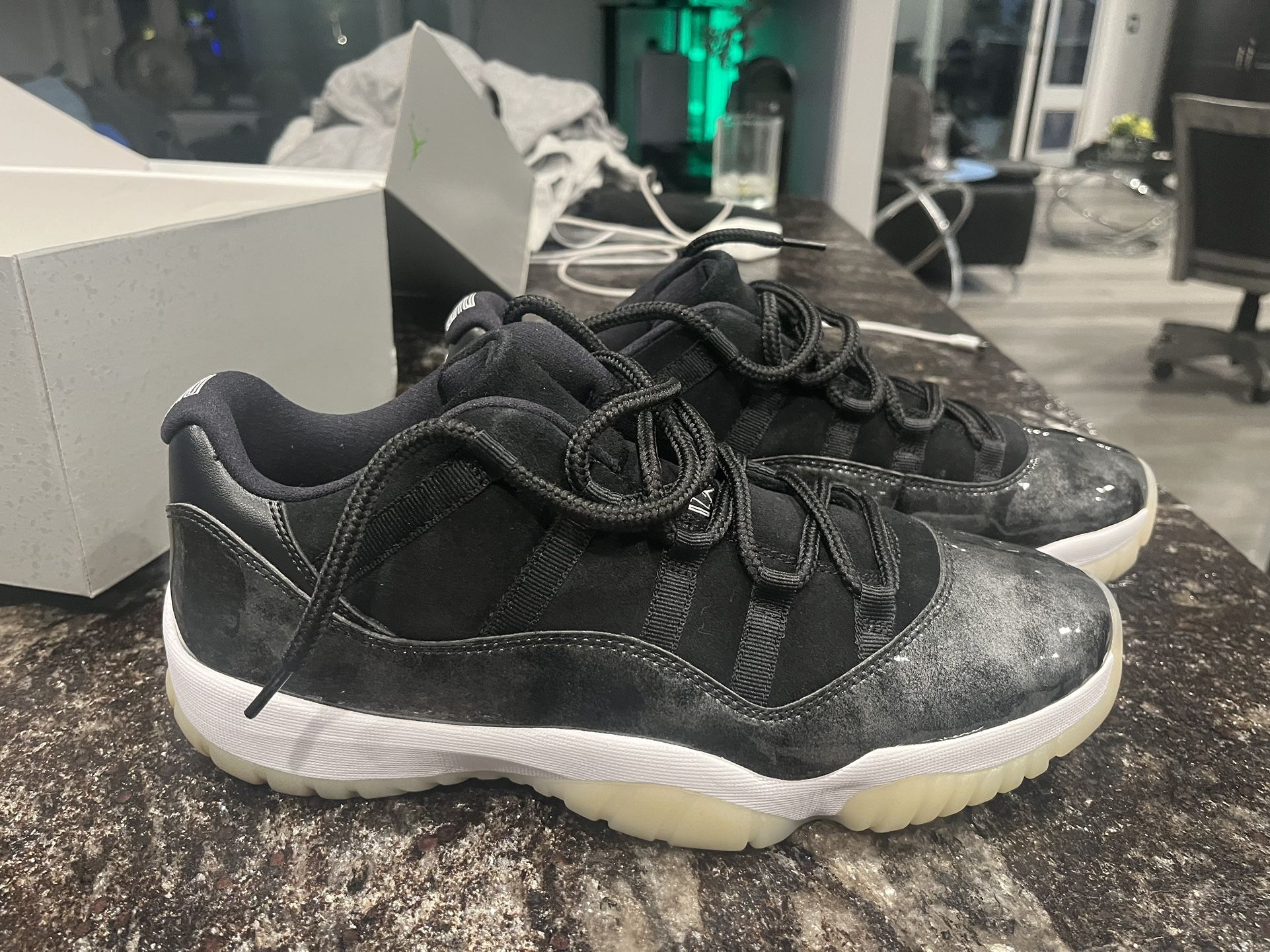 Air Jordan 11s ( Low Barons) 