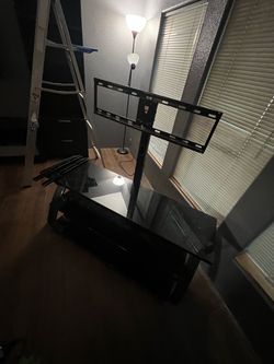 Free entertainment center