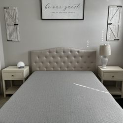 Queen bed&frame, Night Stands, Wall Decor Bundle
