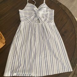 She + Sky Women’s Size Medium Dress