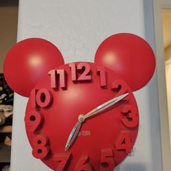 Red Mickey Head 3D Clock
