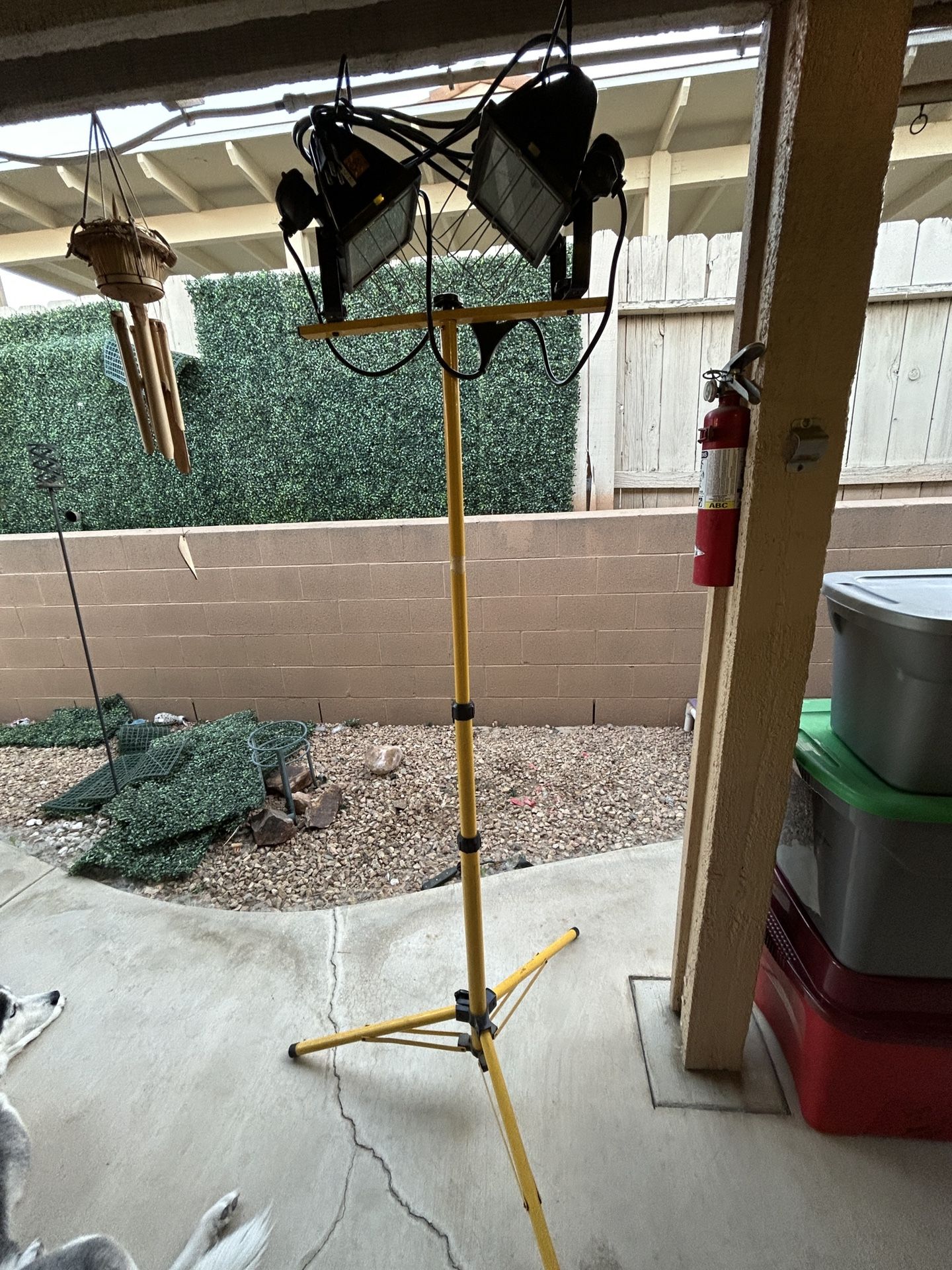 6 Foot Adjustable Dual Shop Lights