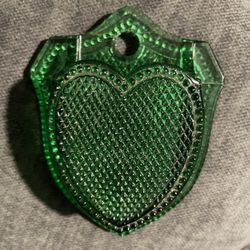  Degenhart Sage Green💚💚 Glass Beaded Heart Shaped Wall Toothpick Holder  