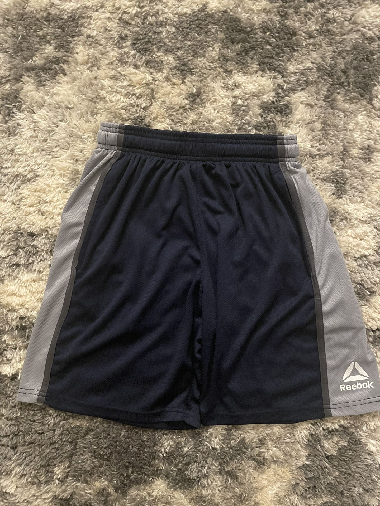 Reebok Men’s Shorts Size Medium