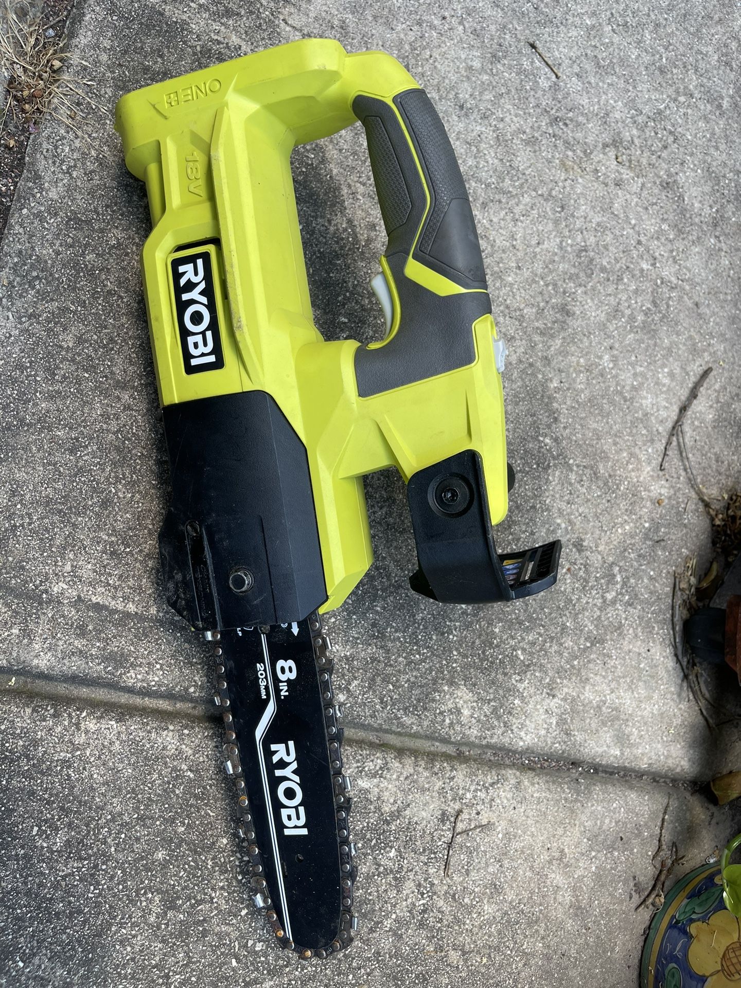 Ryobi p5452 Chainsaw