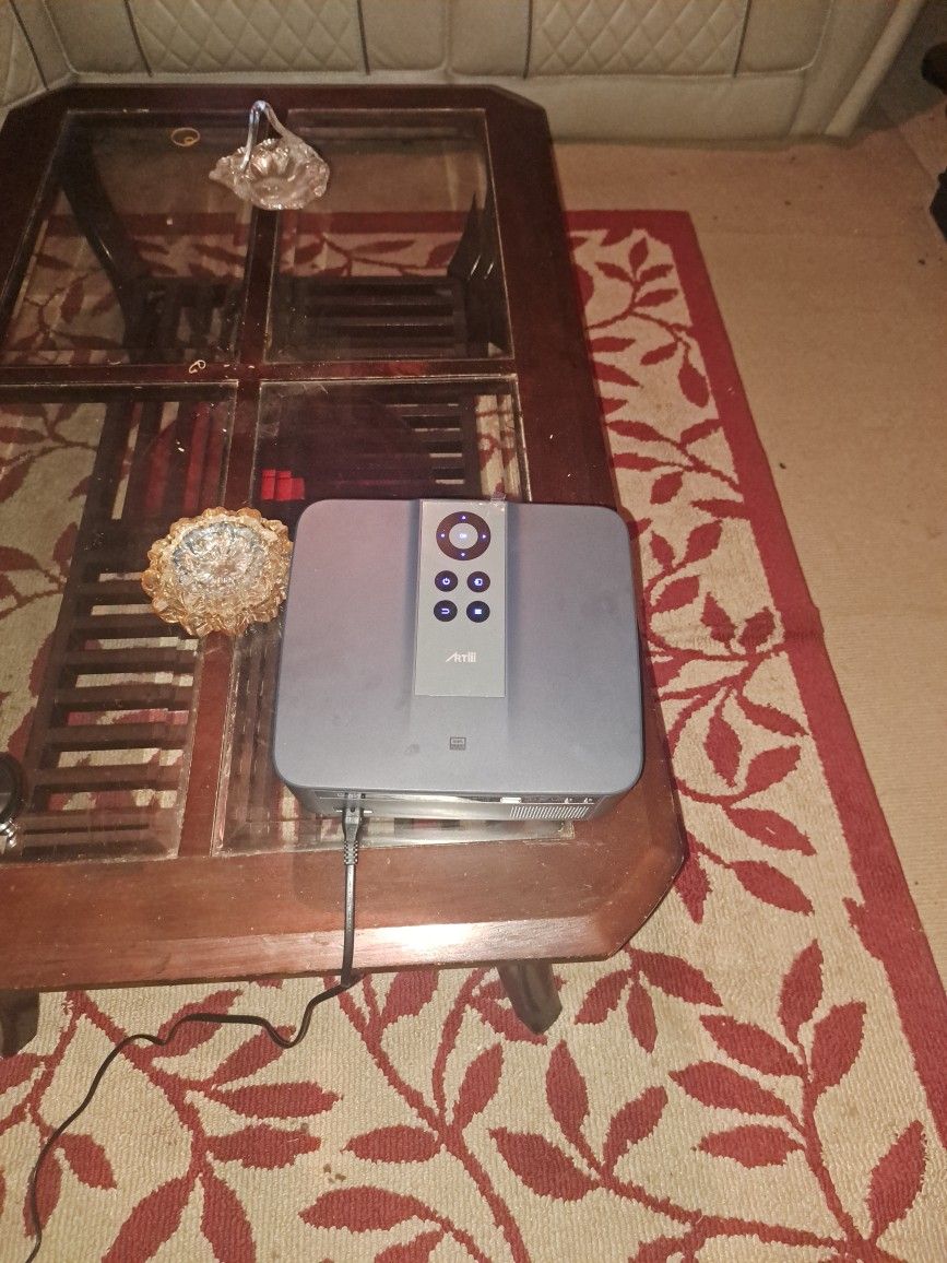 1080p High Definition Projecter WiFi Bluetooth Move Ready