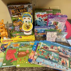 TOY/GAME/PUZZLE LOT 