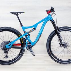 Pivot Mach Trail 429, Size - L , Full suspension carbon Mountain Bike, carbon wheels