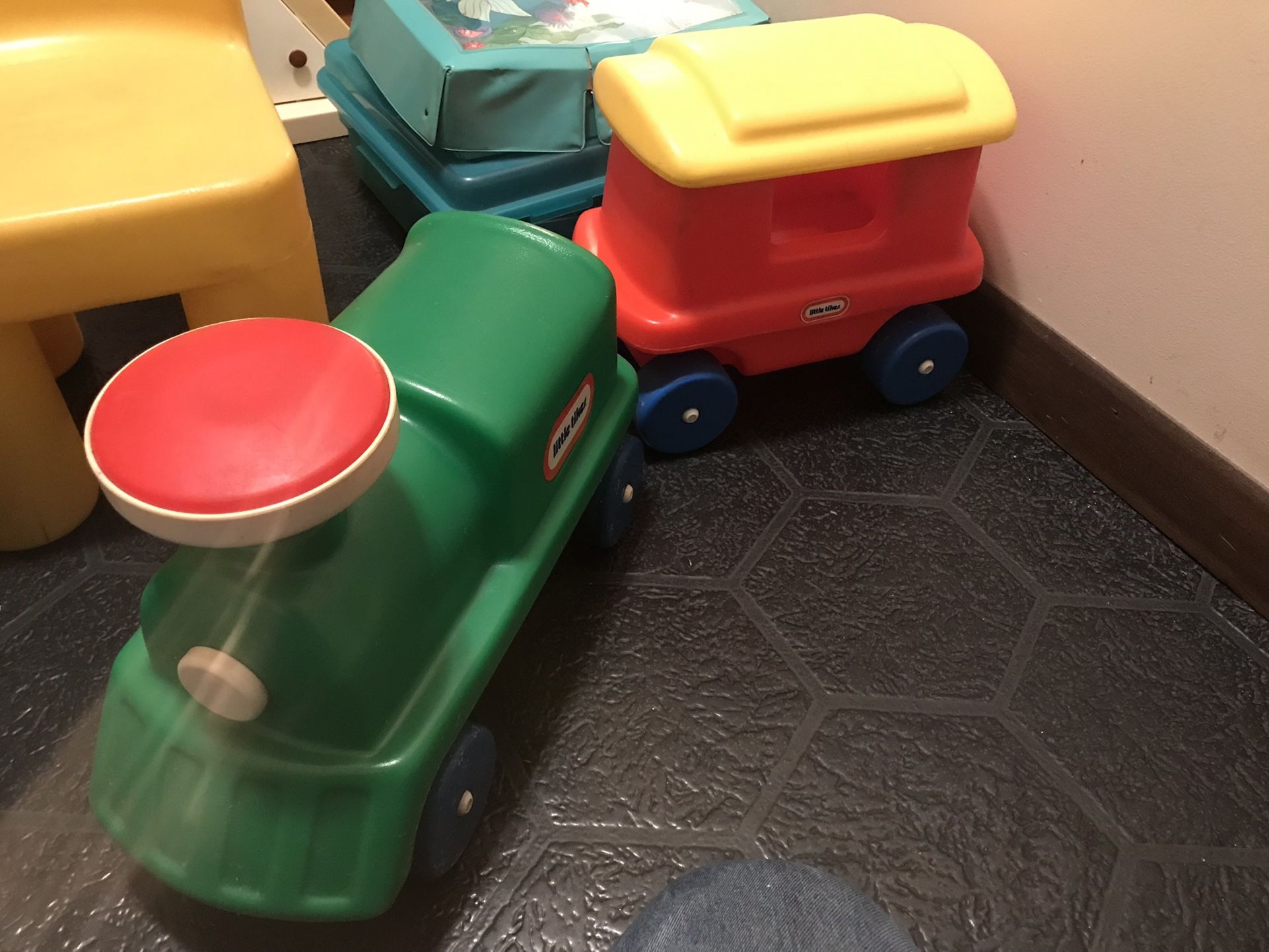 Little Tikes Train 