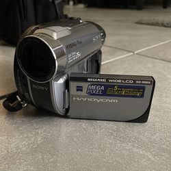 Sony Handycam Mini-dvd Video Camcorder