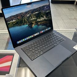 MacBook Air 2023 15’ M2 8GB 256GB