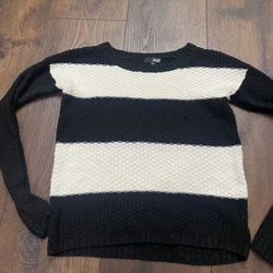Womans Black And White Sweater Size Medium By ANA #3