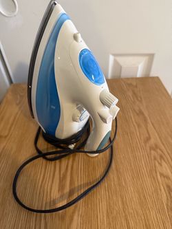 Steam iron