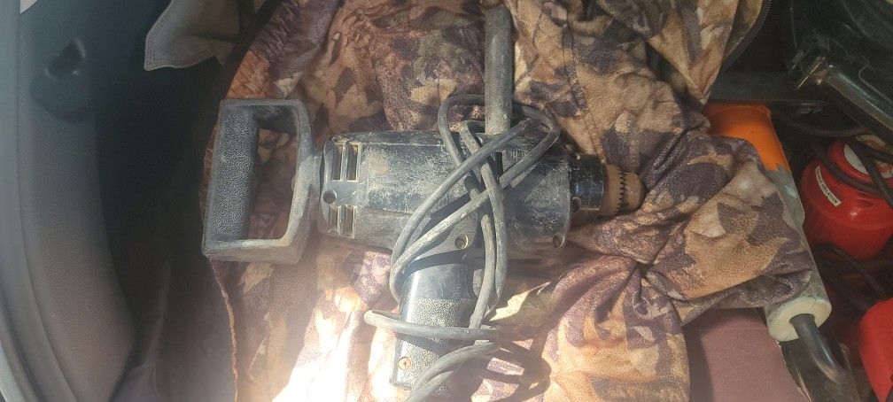 B+D 1/2 POWER DRILL