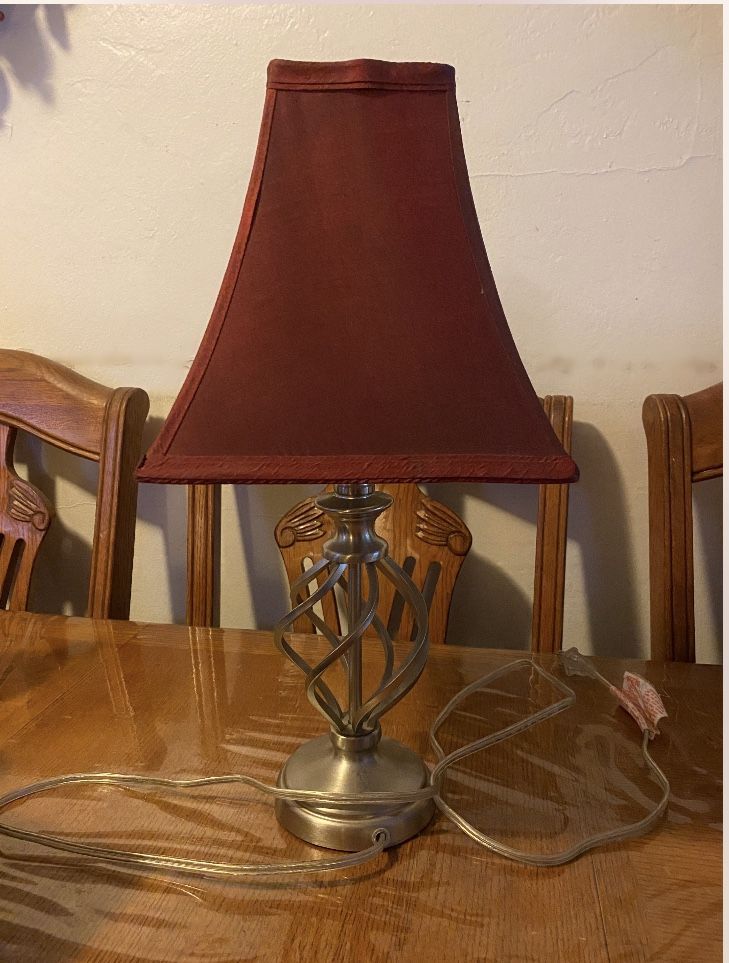 Table lamp