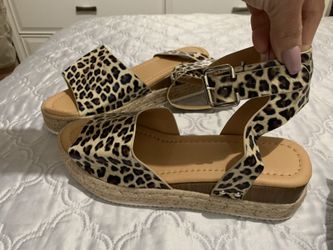 Sandals size 39