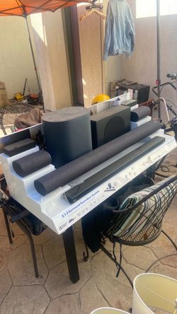 Sound system stereo store display working