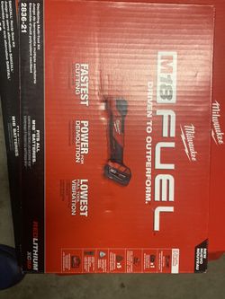 Milwaukee M18 Fuel Multi tool Kit  