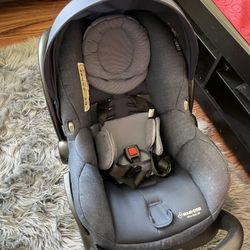 Car Seat For Baby in good condition almost new