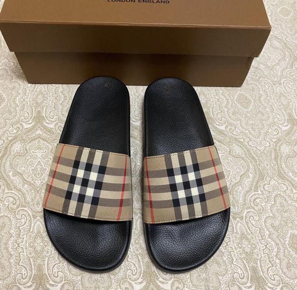Burberry slides Women size 7 for Sale in Brooklyn, NY - OfferUp
