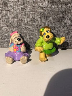 Pound Puppy figurines