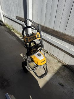 DeWalt Electric Power Washer.