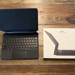 iPad Magic Keyboard