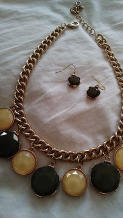 Beautiful Necklace with earrings
