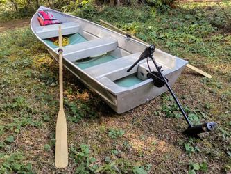New Lightweight Aluminum Boat with Motor, Oars, FullSet Easy to Load in Truck or Roof Rack
