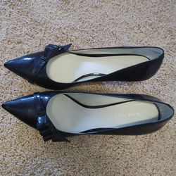 Nine West Black Patent Heels 9.5