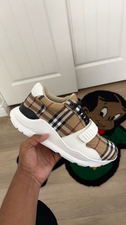 Burberry shoes