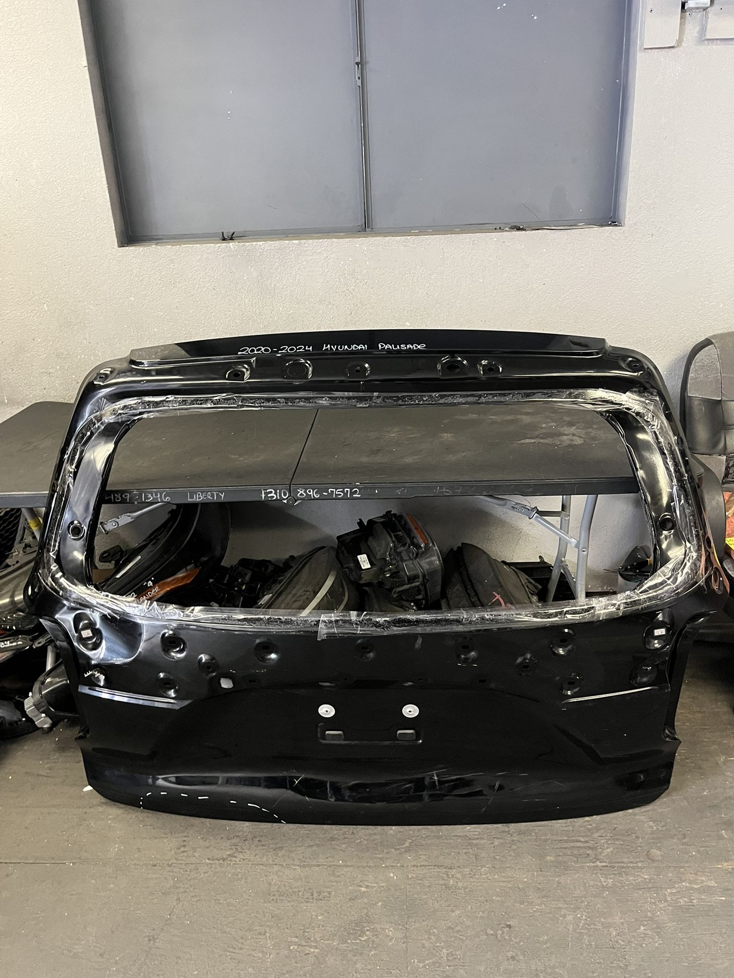 2020-2021-2022-2023-2024 HYUNDAI PALISADE LIFTGATE OEM USED