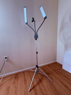 GLAMCOR Multimedia X Pro Kit LED Light – Excellent Condition