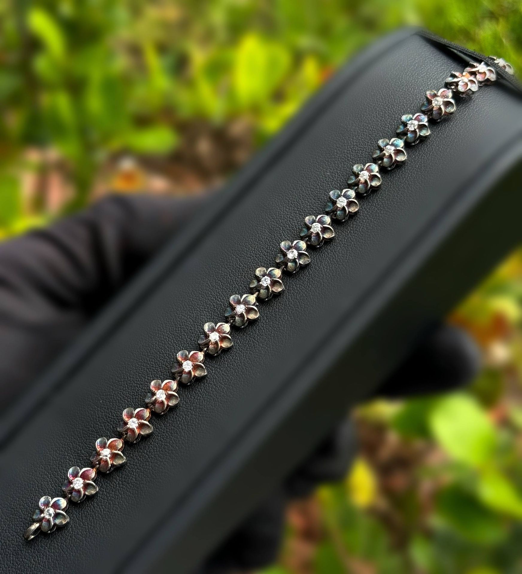 Vintage Art Deco Jewelry .925 Sterling Silver Flower CZ stone 1.5CTW oxidative bracelet 7.00β 8.00mm 8.70g