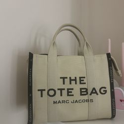 Marc Jacobs Medium Tote Bag 