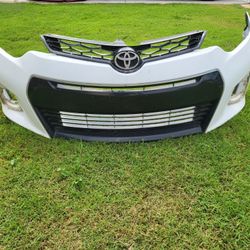 2014 2015 2016 Toyota Corolla Front Bumper & Grilles Oem 