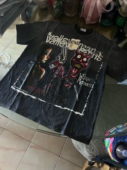 Valley Tshirt size L