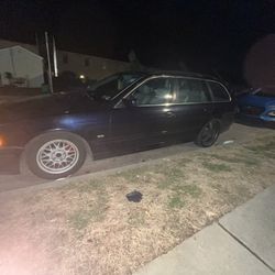BMW 525i Wagon