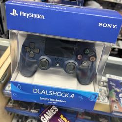 WE REPAIR BROKEN  PS4  CONTROLLERS FOR $30