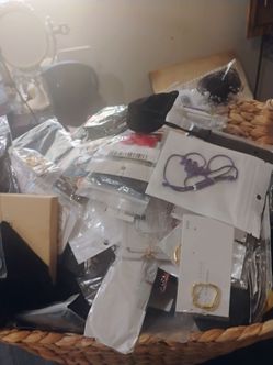 Brand New Jewelry bulk.3 sizes to pick from