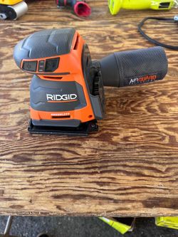 Ridgid 18V Brushless 1/4 Sheet Sander