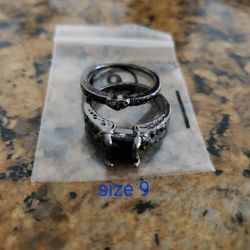 Set Of 2 Black Rings 