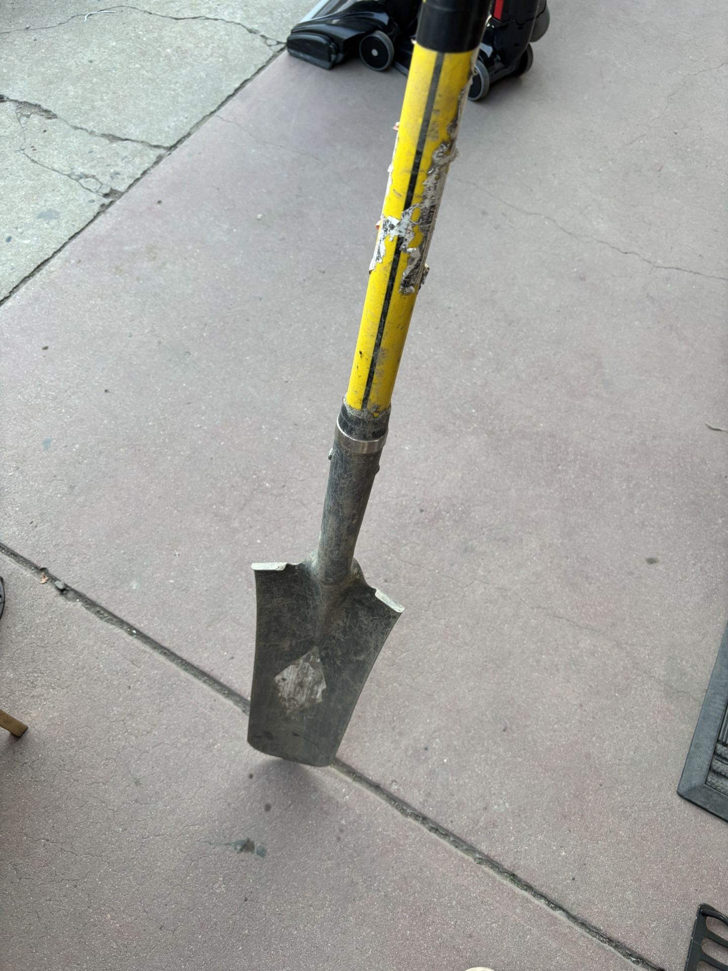 48 in. Classic Fiberglass Handle Industrial Grade 14-Gauge Hollow Back Drain Steel Spade
