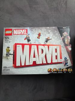 Lego Marvel  Logo set #76313