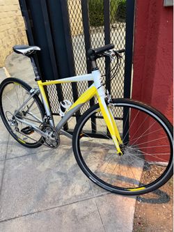 🚴 Giant ALUXX SL6000 Hybrid Bike – Shimano 24-Speed • Ready to Ride