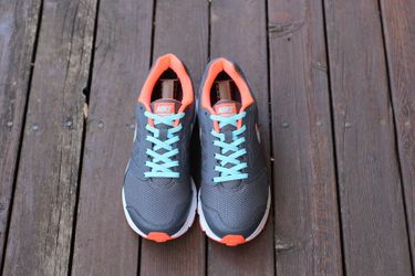 Nike downshifter 6 online women's size 9